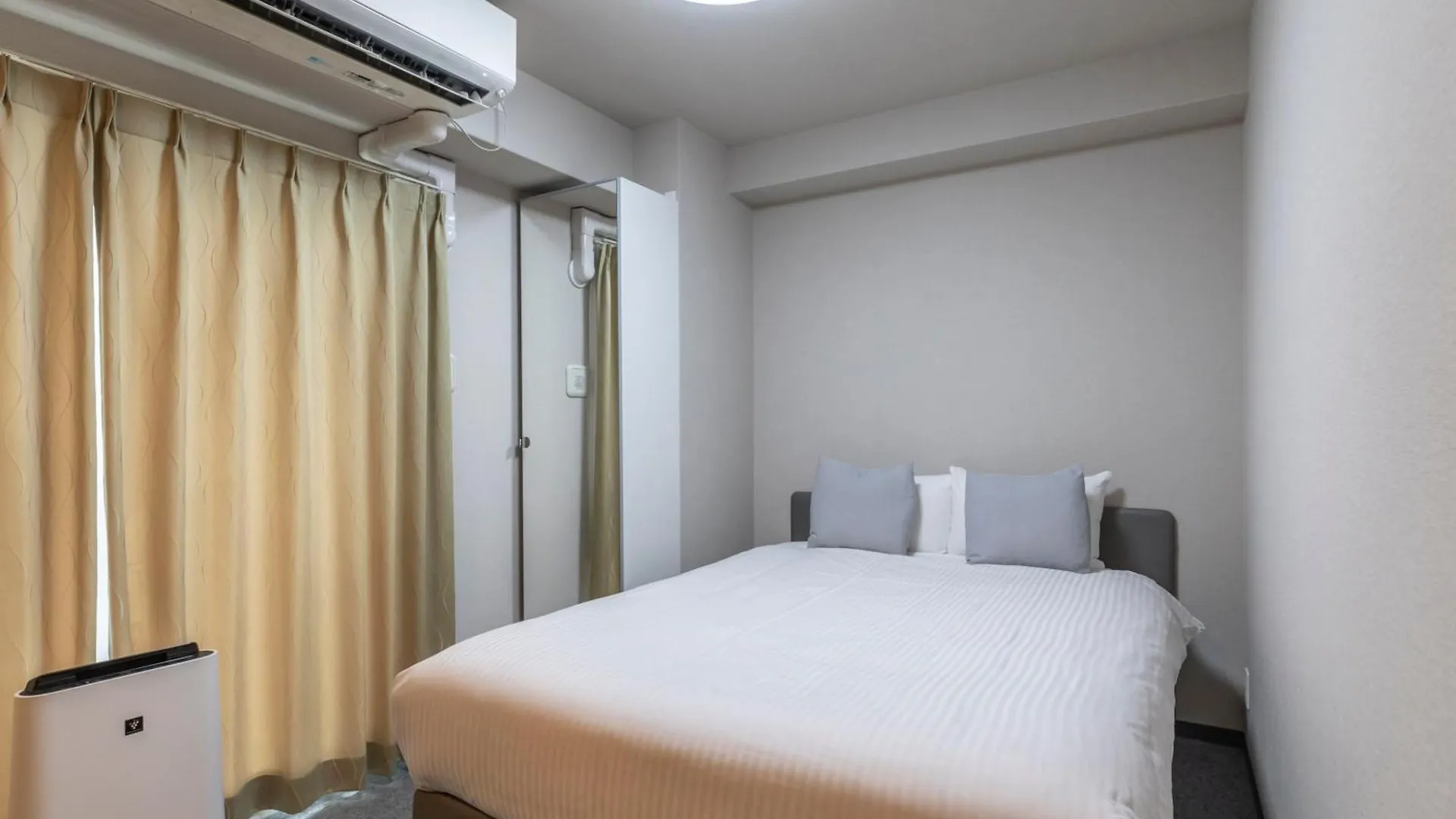 ** Hotel Tabist Unihotel Midosuji Hommachi Osaka Japonia