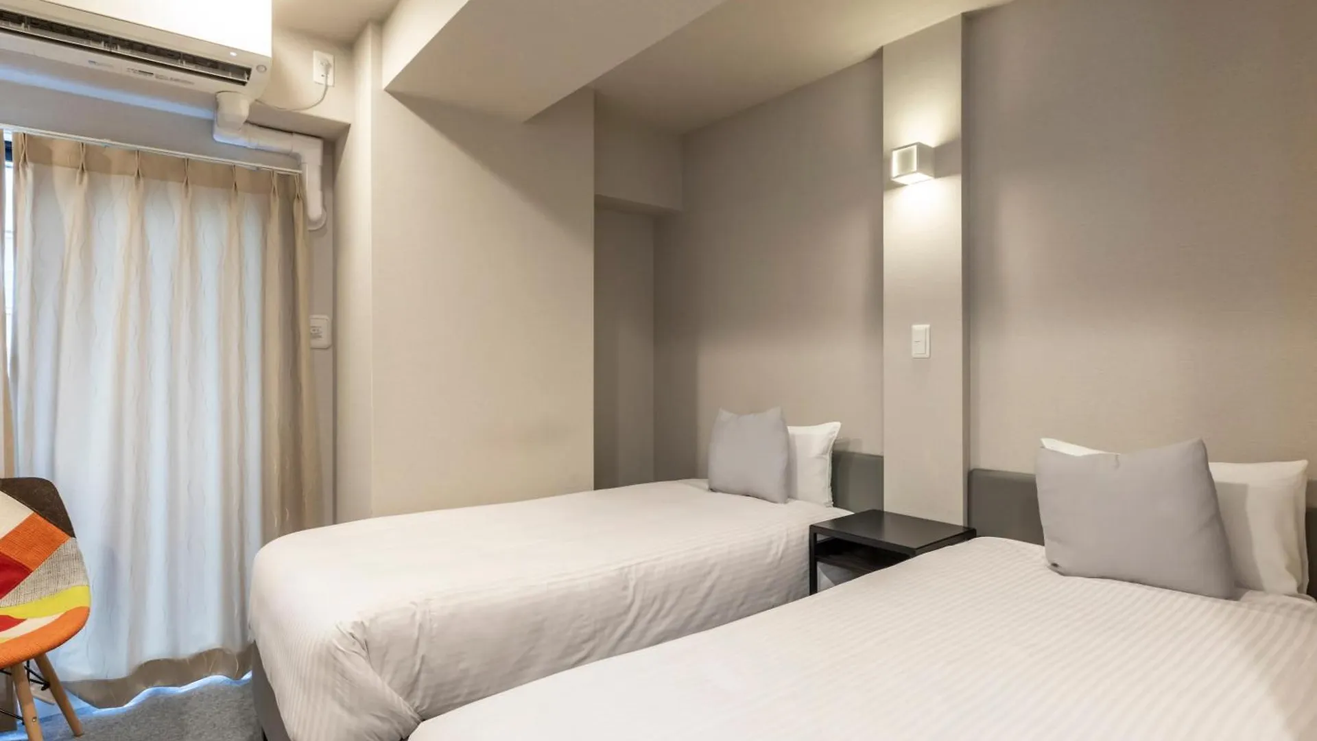 Tabist Unihotel Midosuji Hommachi Osaka 2*,  Japonia