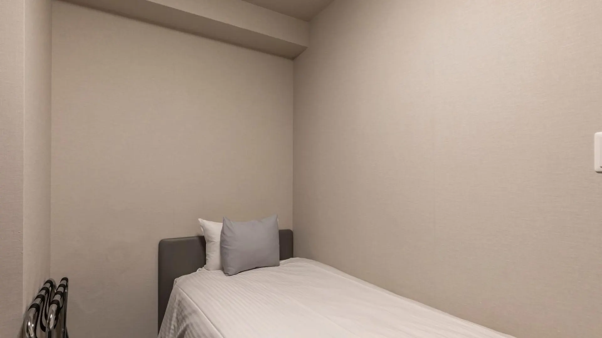 Tabist Unihotel Midosuji Hommachi Osaka